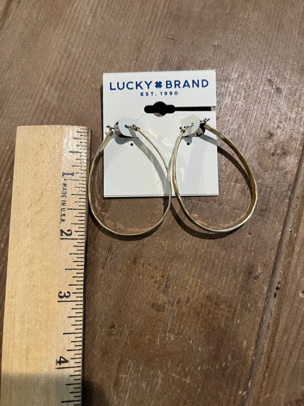 Lucky Brand Hammered Gold Teardrop Hoop Earrings - Picture 3 of 5